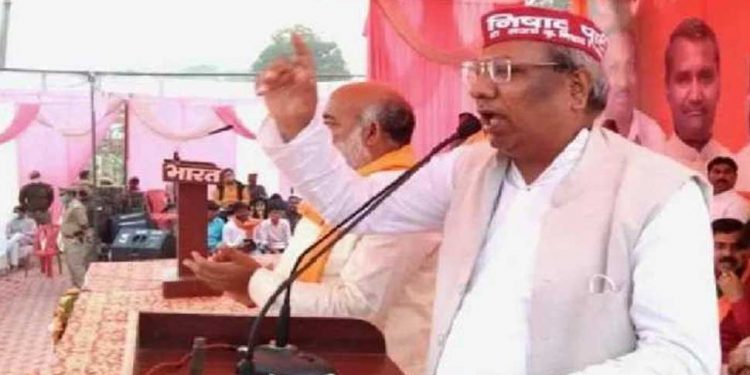 ضرورت پڑی تو تھانہ پھونک کر انصاف دلاؤں گا،سنجے نشاد کا متنازع بیان وائرل