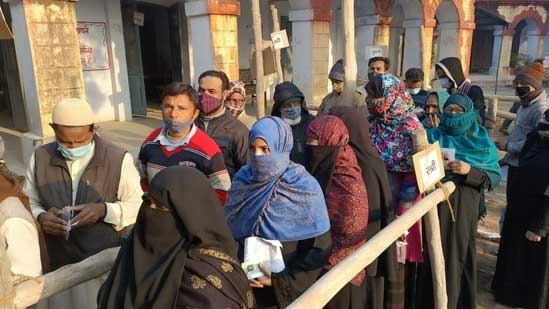 یوپی الیکشن: دوسرے مرحلے میں 11 بجے تک 23.03 فیصدی ووٹنگ