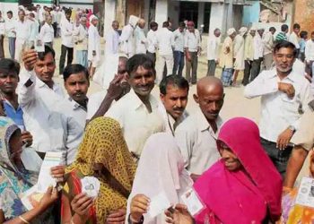 یوپی انتخابات: پانچویں مرحلہ کے دوران دوپہر ایک بجے تک 34.83 فیصد ووٹنگ