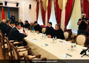 بیلاروس میں یوکرین اور روس کے درمیان مذاکرات شروع