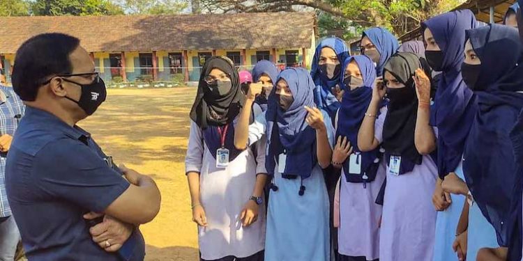 غیور بیٹیوں کو سلام