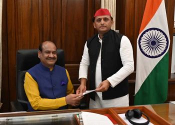 اکھلیش یادو اور اعظم خاں کا لوک سبھا کی رکنیت سےاستعفیٰ، یوگی حکومت سے مقابلہ کرنے کی تیاری