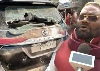 سوامی پرساد کے قافلے پر حملہ، بیٹی بی جے پی ایم پی سنگھ مترا اپنی ہی پارٹی پر بھڑکیں