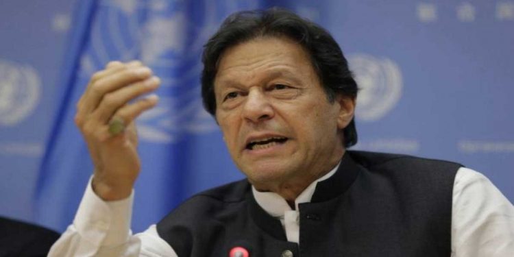 عمران خان بولے،استعفیٰ نہیں دوں گا،اپوزیشن کو سرپرائز دوں گا