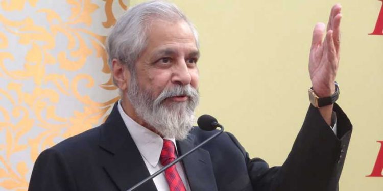 میڈیا پر کئی طرح سے حملے ،جرنلسٹ اس کے خلاف کھڑے ہوں:جسٹس لوکر