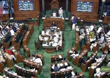 دہلی کے تینوں کارپوریشنوں کوایک کرنے سے متعلق بل لوک سبھا میں پیش