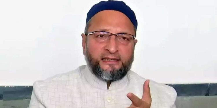 اویسی کو ان کے گھر میں شکست دینے کی تیاری، کانگریس کا فل پروف پلان تیار