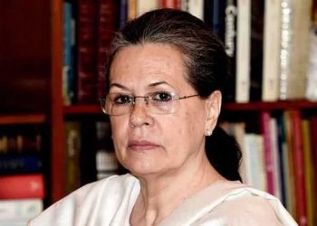سونیا کی ناراض لیڈروں سے ملاقات، سپ کچھ ٹھیک کرنے کی کوشش