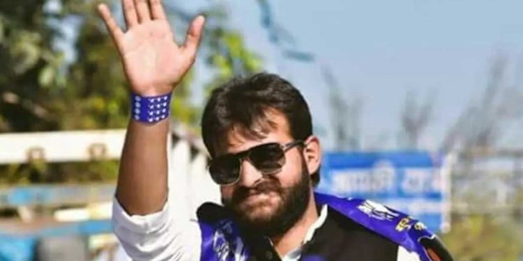 مختار انصاری کے بیٹے پر ایف آئی آر، اشتعال انگیز بیان کا الزام