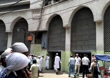مرکز بنگلہ والی مسجد کھولے جانے کا دہلی ہائی کورٹ نے نکالا راستہ