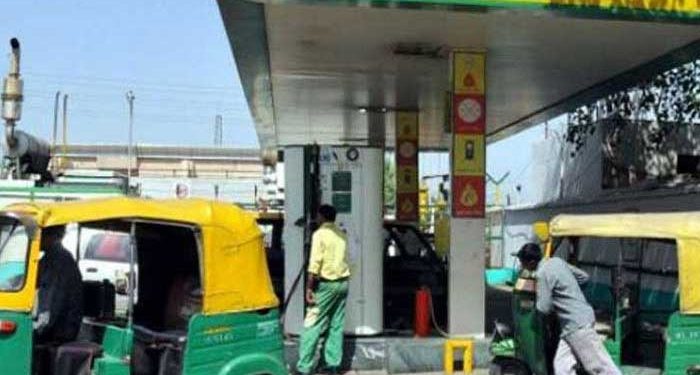 سی این جی اور مہنگی،آٹو کیب کا کرایہ بھی بڑھے گا