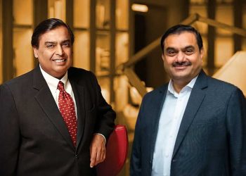 امبانی سے بہت آگے نکل گئے اڈانی