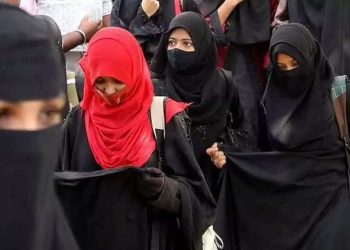 پری یونیورسٹی ایگزام میں حجاب ممنوع،کرناٹک سرکار کا فرمان