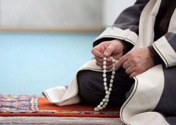 ائمہ وحفاظ کرام سے گزارش!