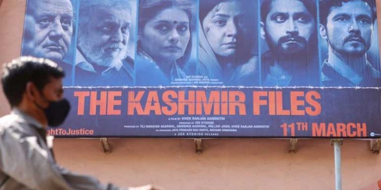 کشمیر فائلز کے نام پر ہونے والی شورش پر کشمیری پنڈت کیا کہہ رہے ہیں؟