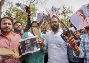 کھرگون تشدد:دگ وجے سنگھ پر 5 ایف آئی آر،ٹوئٹراکاؤنٹ بند کرنے کا بی جے پی کا مطالبہ