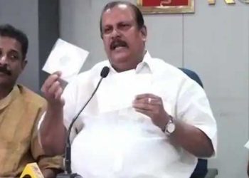 مسلمانوں کی دکان سے کولڈرنکس نہ پییں، نامرد ہوجائیں گے، سابق کانگریس لیڈر کے زہریلے بول