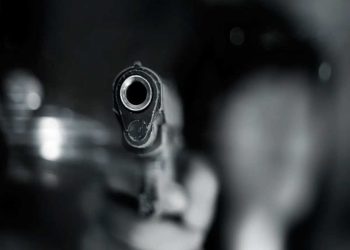 مین پوری میں 19سال کی لڑکی دیسی پستول کے ساتھ گرفتار