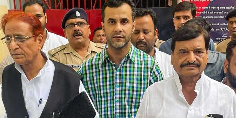 اعظم خاں صاحب آخر رہا ہوگئے