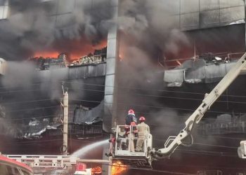 دہلی آتشزدگی: 27 لوگ زندہ جل گئے، 40 سے زائد زخمی، سرچ آپریشن جاری