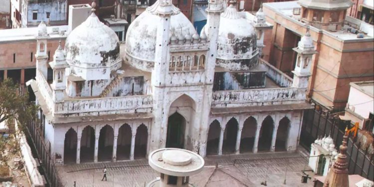 گیان واپی کا مہر بند ’لفافہ‘ واپس لینے سے ضلع جج کاانکار