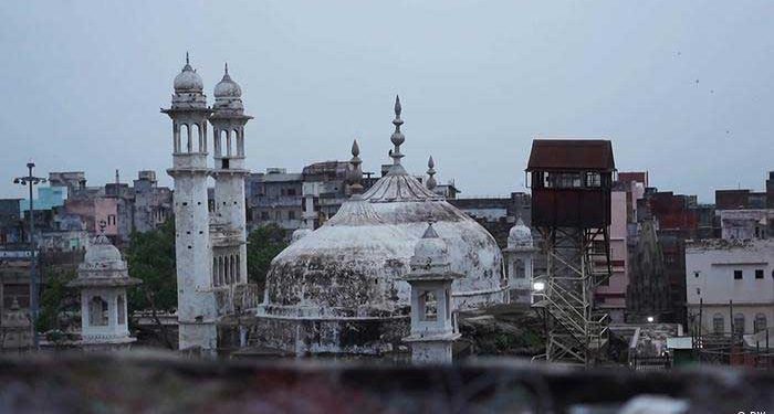 کیا بنارس کی گیان واپی مسجد کو بابری مسجد بنانے کی کوشش کی جارہی ہے؟