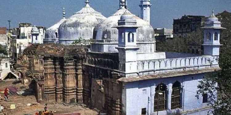 گیان واپی مسجد تنازع: تاریخ دہرانے سے کس کو فائدہ ہوگا؟