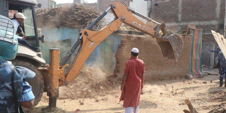 ایم پی:فرقہ وارانہ تشدد کے 48مکانات بلڈوز،بہانہ وہی پرانا