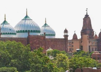 متھرا: شاہی عیدگاہ میں مندر کے مرکزی مقام ہونے کا دعویٰ ، شدھی کرن کرنے کی درخواست