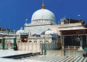اجمیر شریف کی درگاہ بھی نشانے پر، شوالہ ہونے کا دعویٰ