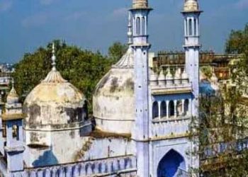 نماز جمعہ کے لئے گیا ن واپی احاطے میں زبردست بھیڑ، نمازیوں سے بھری پوری مسجد