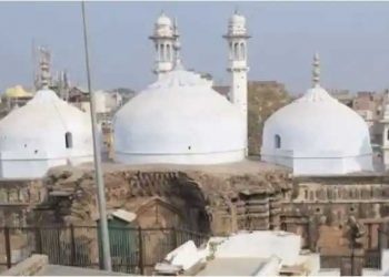 ’اورنگزیب نے زمین پر قبضہ کیا تھا‘،ہندوفریق کا سپریم کورٹ میں دعویٰ