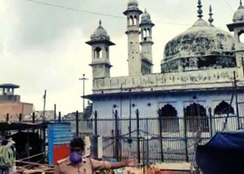 ’مندر توڑ کر بنائی گئی مساجد غلامی کی نشانی‘،مہاتما گاندھی کا مضمون وائرل