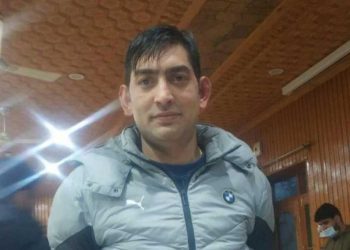 وادی میں ایک اور کشمیری پنڈت کا قتل