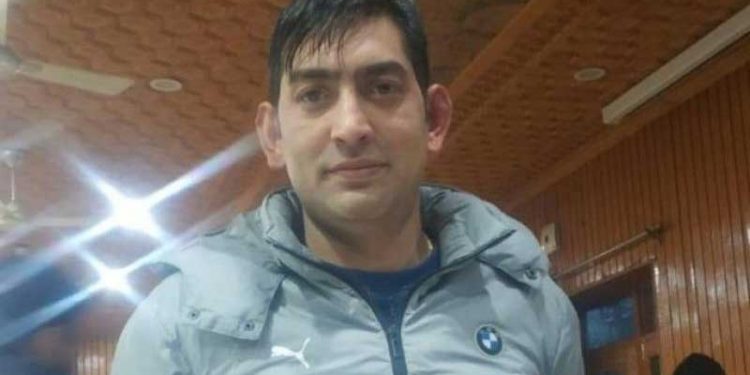وادی میں ایک اور کشمیری پنڈت کا قتل