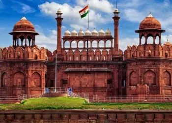 قلعہ مبارک کیسے لال قلعہ ہوگیا