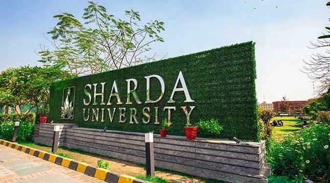 ہندوتوا اور فاشزم پر سوال سے یوجی سی کو لگی مرچ، مانگی رپورٹ