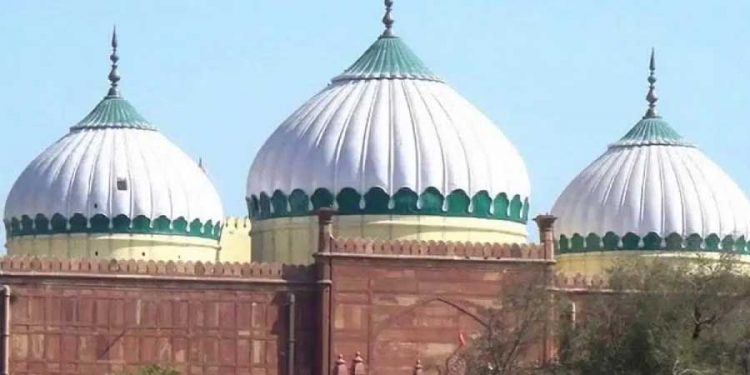 متھرا: شاہی عیدگاہ مسجد میں سروے کمیشن بھیجنے کا مطالبہ