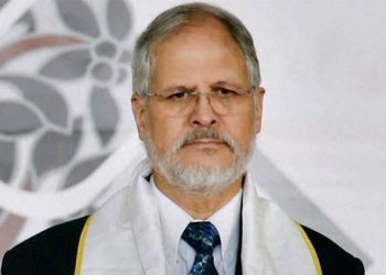 نجیب جنگ کا مشورہ، گیان واپی، شاہی عیدگاہ مسجدہندوؤں کو سونپ دیں!