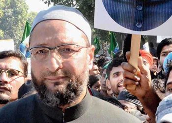 اکھلیش یادو گھمنڈی، ہار پر اویسی کا وار