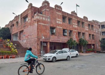 30جون تک جے این یو کیمپس خالی کرو،کئی کینٹین و ڈھابہ مالکوں کو انتظامیہ کا فرمان