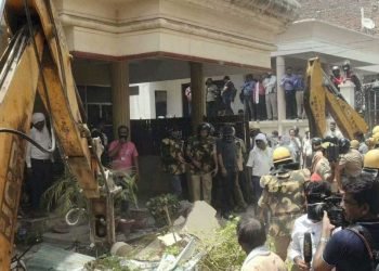 ’بلڈوزر جسٹس‘ پر رقصاں بے شرم ہندی میڈیا