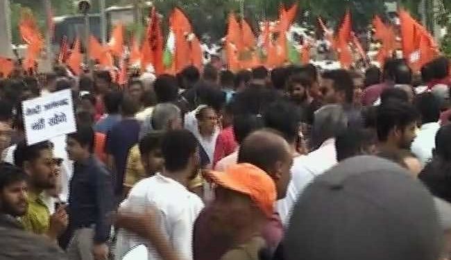 کرفیو کے باوجود ادے پور میں جلوس نکالا،حالات کشیدہ