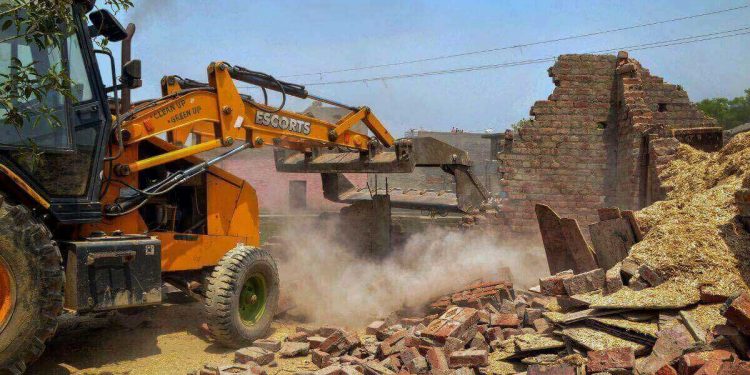 یواین کے خصوصی مندوبین کے احتجاجی خط کے باوجود بلڈوزر چلا