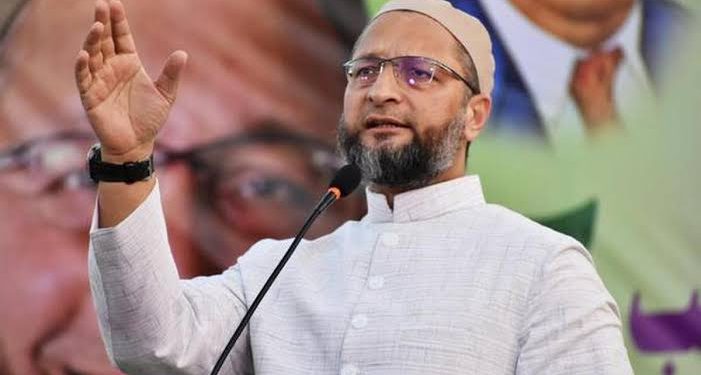 اویسی کو جھٹکا،سیکڑوں کارکنوں کا پارٹی چھوڑنے کا فیصلہ