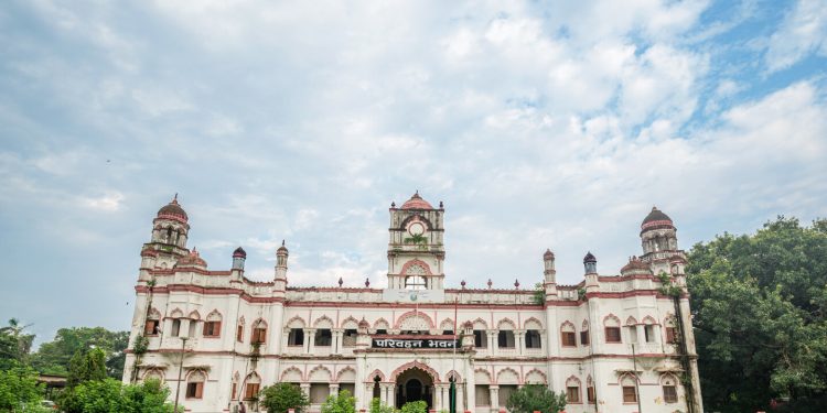 پٹنہ کے تاریخی  سلطان پیلیس گرانے کے فیصلہ سے عوام سخت ناراض