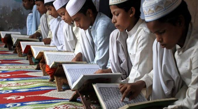 ایم پی :”غیر رجسٹرڈ مدارس کے خلاف سرکار سخت کارروائی کرے گی "