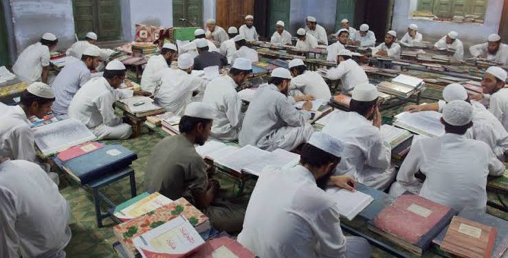 مدھیہ پردیش میں غیر قانونی مدارس پر شکنجہ،ہوگی سخت کارروائی