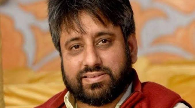 امانت اللہ خاں کا جلوہ،وقف بورڈ کےباغی ممبروں میں پھوٹ