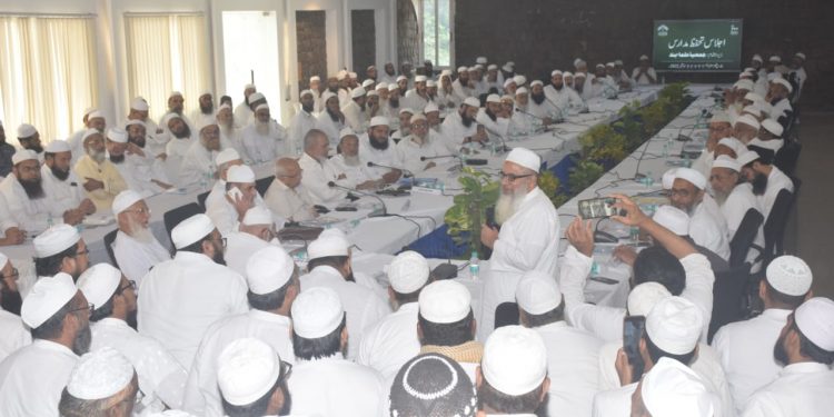 دینی مدارس کا ہر قیمت پر تحفظ کیا جاے گا:مولانا محمود مدنی کا اظہار عزم،مدارس کے اہم اجلاس میں سہ نکاتی تجویزمنظور